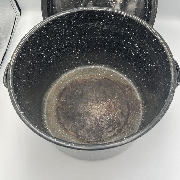 Vintage Hand Painted Black Speckled Enamelware Soup Pot Stock Pot Decor LID - Picture 8 of 13